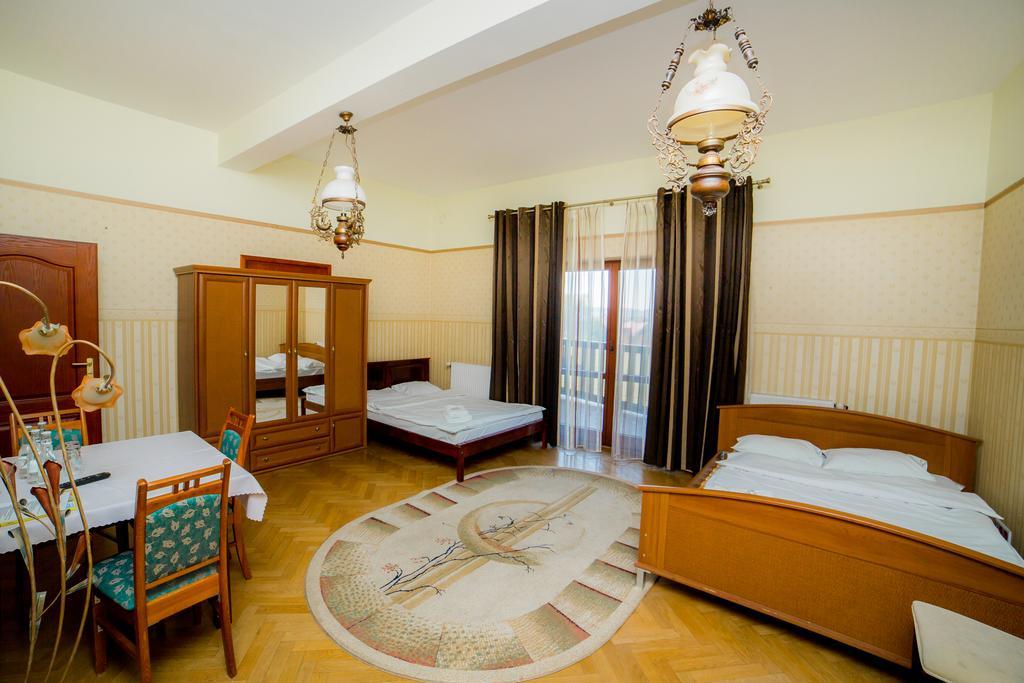 Zajazd Polonez Rzeszow Room photo
