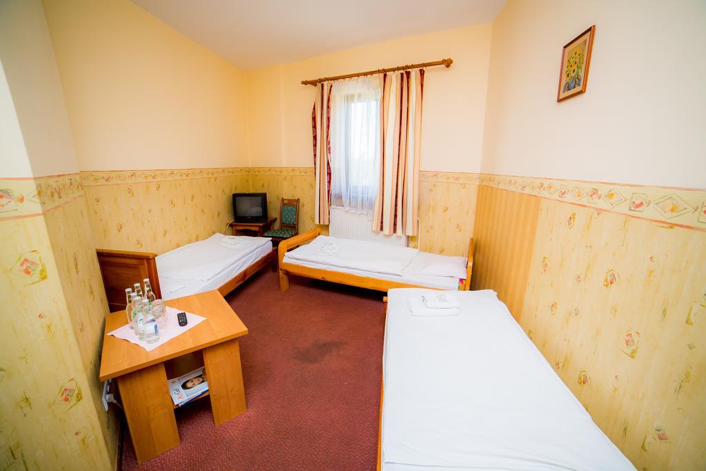 Zajazd Polonez Rzeszow Room photo
